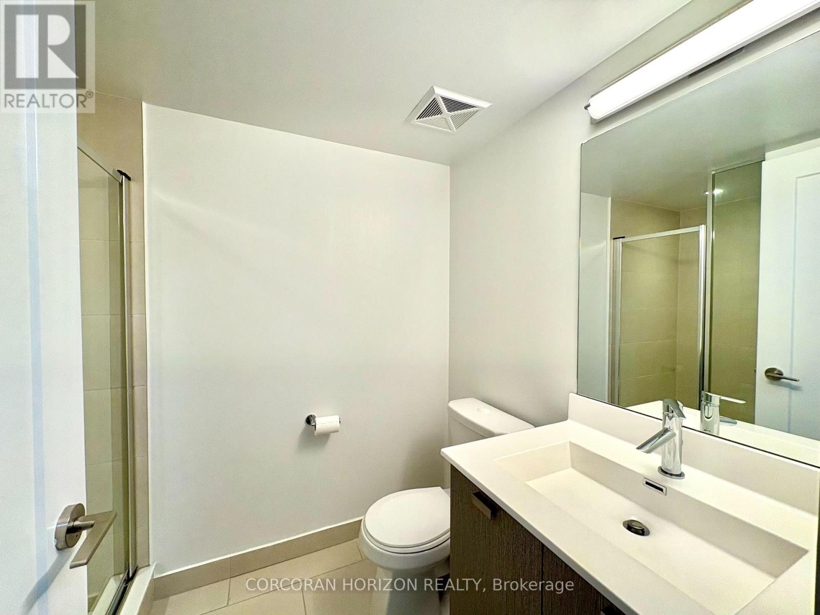 325 - 275 Village Green Square, Toronto (Agincourt South-Malvern West), Ontario  M1S 0L8 - Photo 3 - E12892556