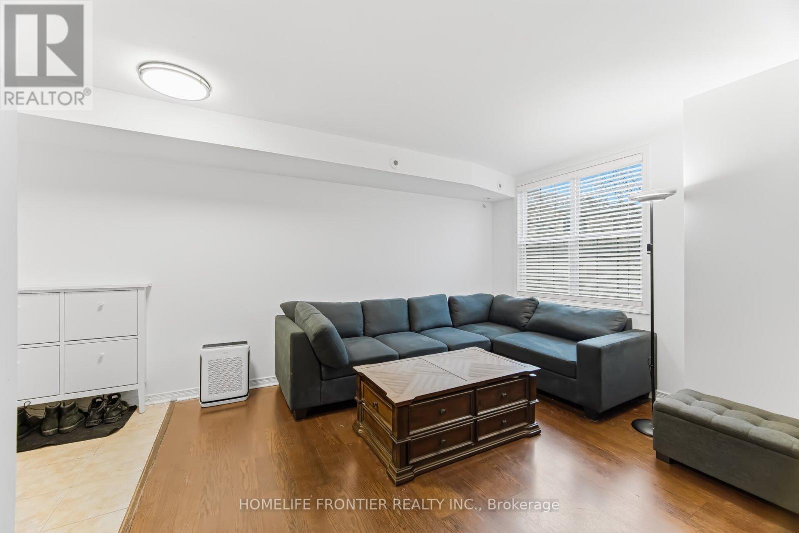 207 - 45 Strangford Lane, Toronto, Ontario  M1L 0E5 - Photo 6 - E12892592