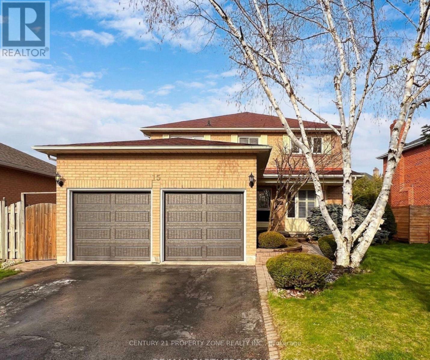 15 RIBBLESIDE DRIVE, Whitby, Ontario