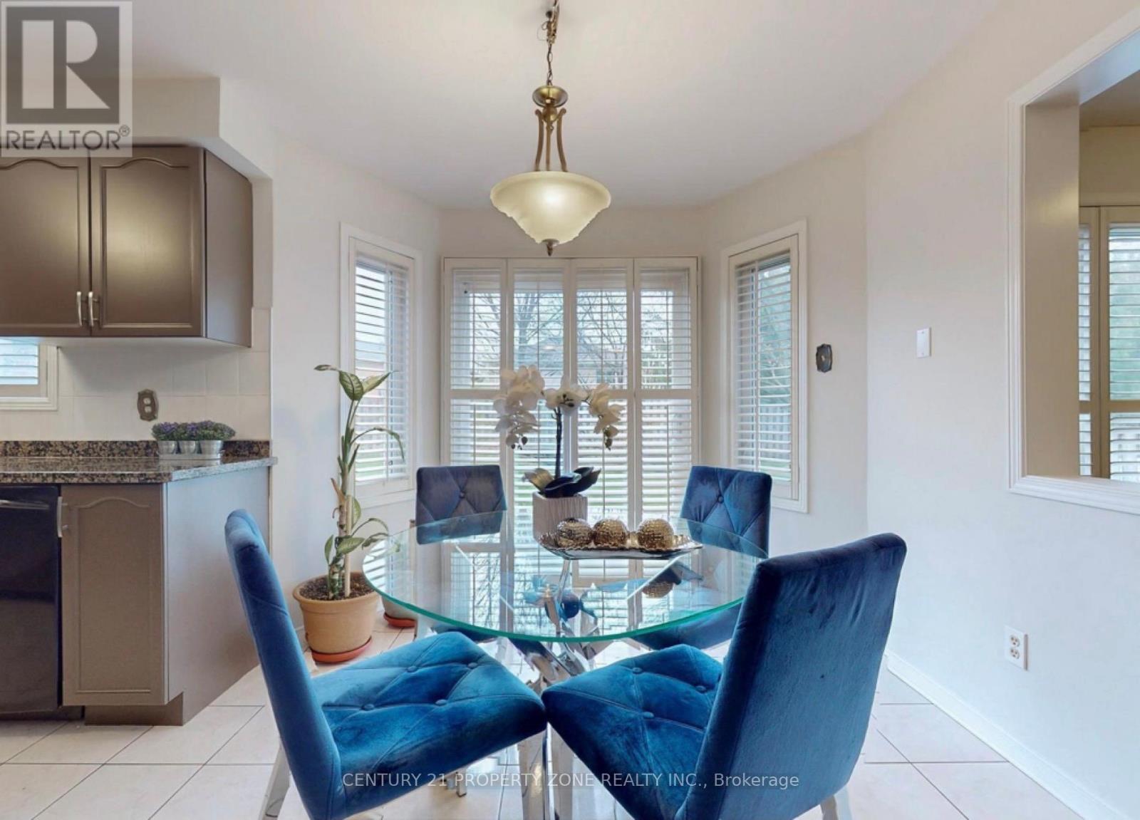 15 Ribbleside Drive, Whitby, Ontario  L1N 6Z3 - Photo 13 - E12892596