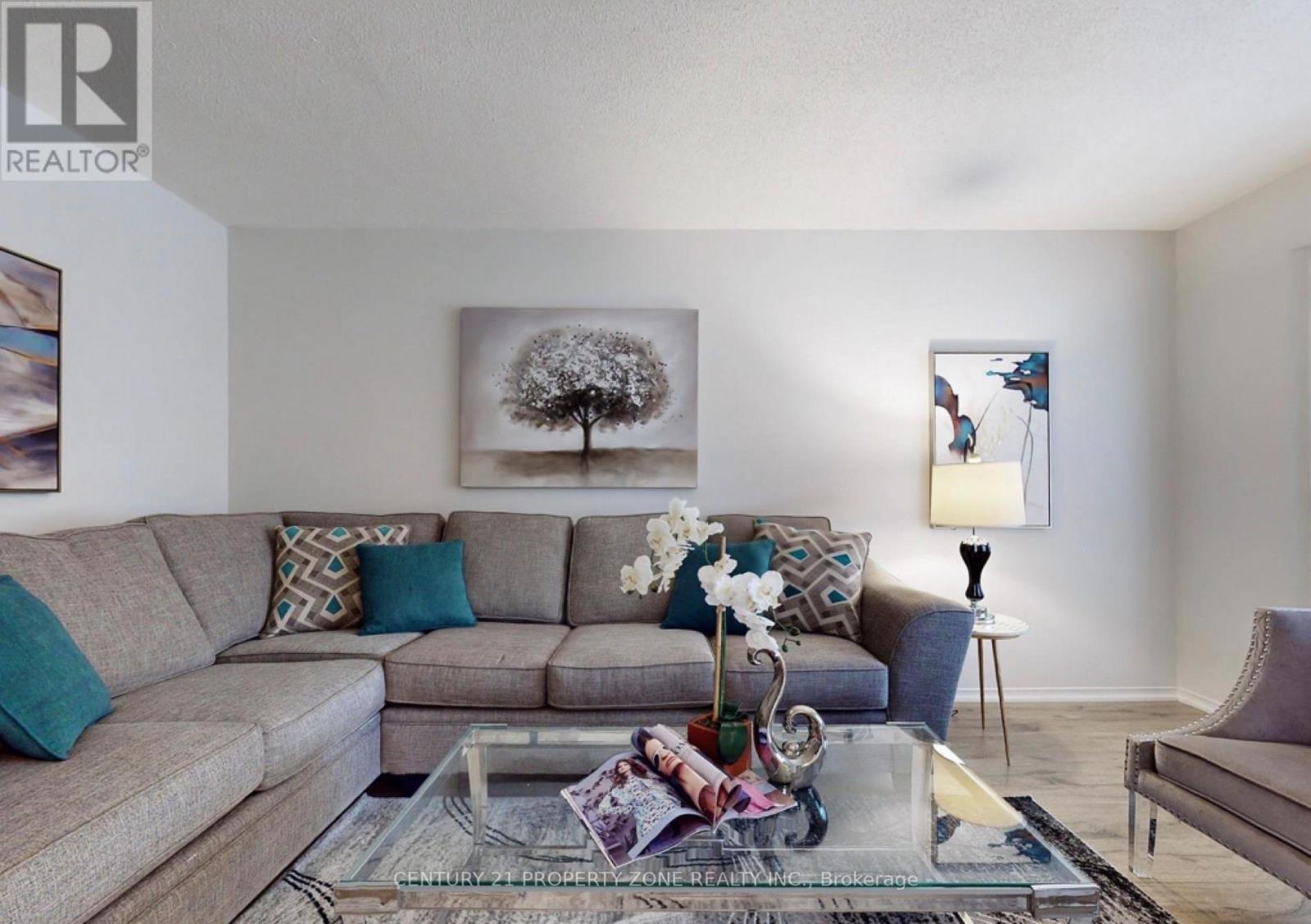 15 Ribbleside Drive, Whitby, Ontario  L1N 6Z3 - Photo 5 - E12892596