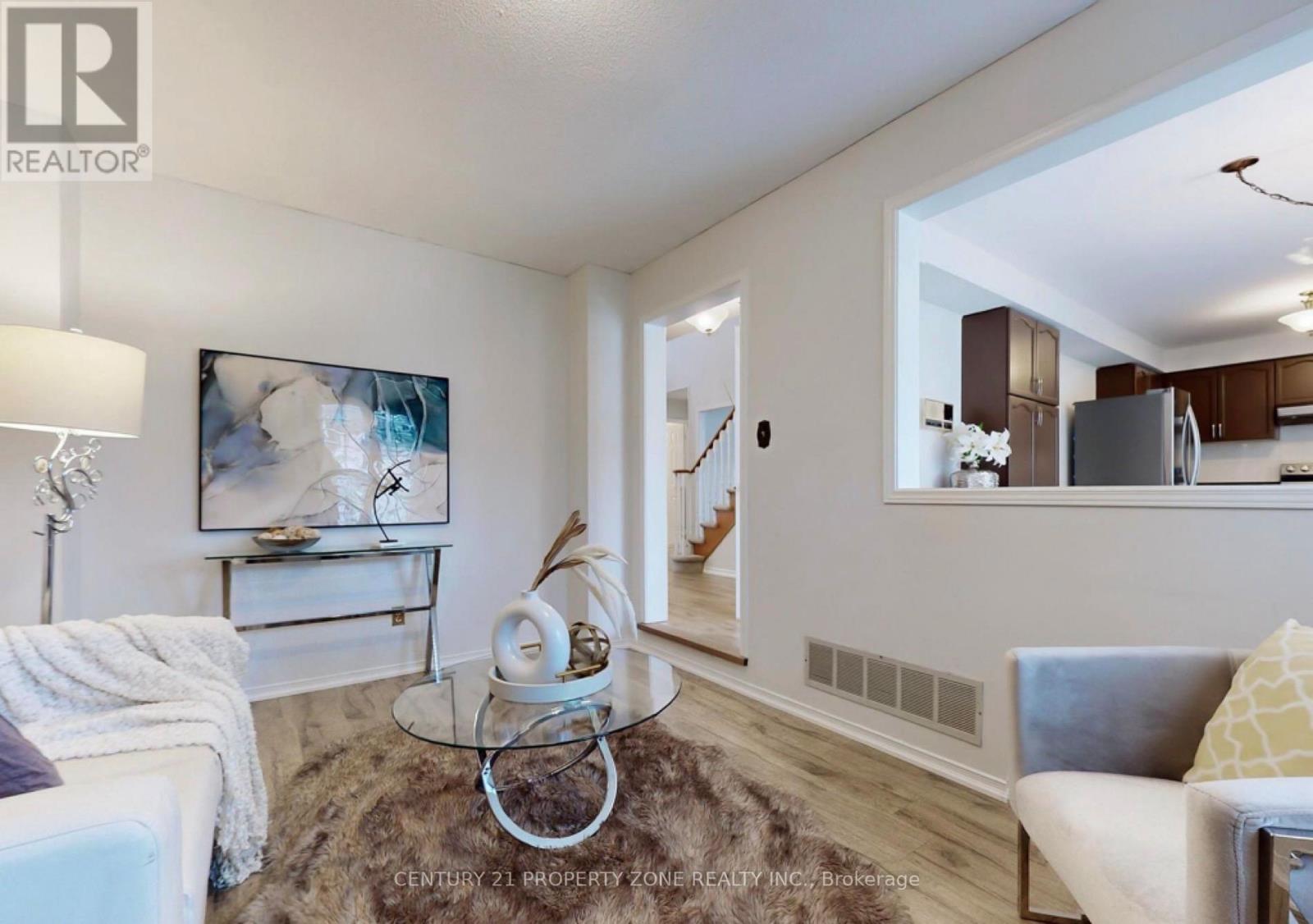 15 Ribbleside Drive, Whitby, Ontario  L1N 6Z3 - Photo 8 - E12892596