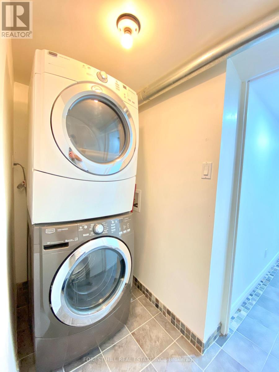 Basement - 120 Greenbelt Crescent, Richmond Hill, Ontario  L4C 5R8 - Photo 17 - N12892536