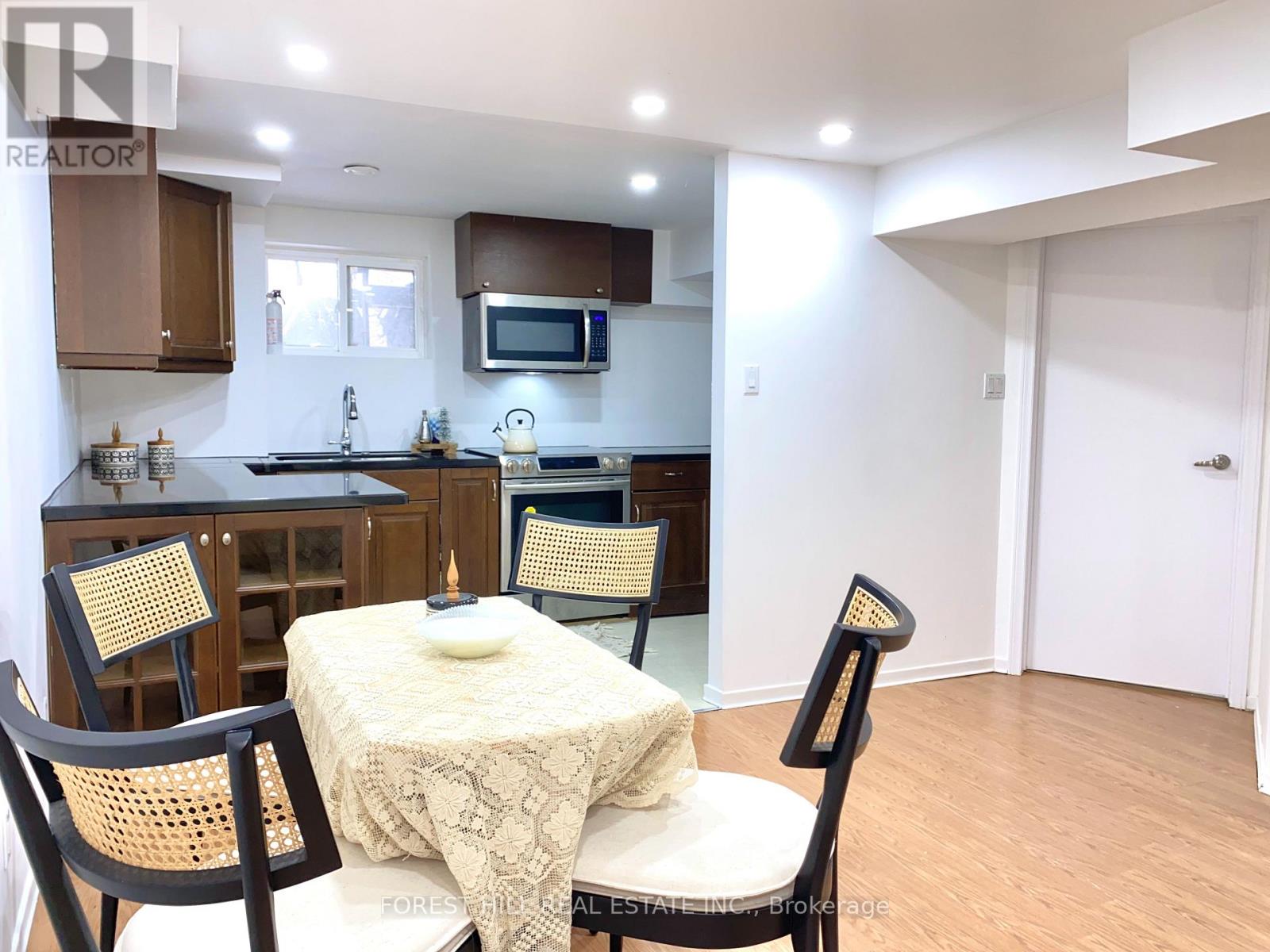 Basement - 120 Greenbelt Crescent, Richmond Hill, Ontario  L4C 5R8 - Photo 7 - N12892536