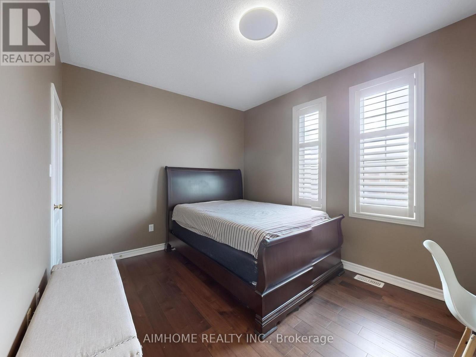 68 Wheelwright Drive, Richmond Hill, Ontario  L4E 5A1 - Photo 19 - N12892554