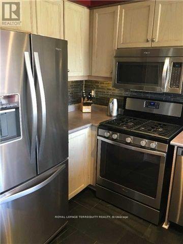 284 Pinnacle Trail, Aurora (Bayview Wellington), Ontario  L4G 7G2 - Photo 7 - N12892708