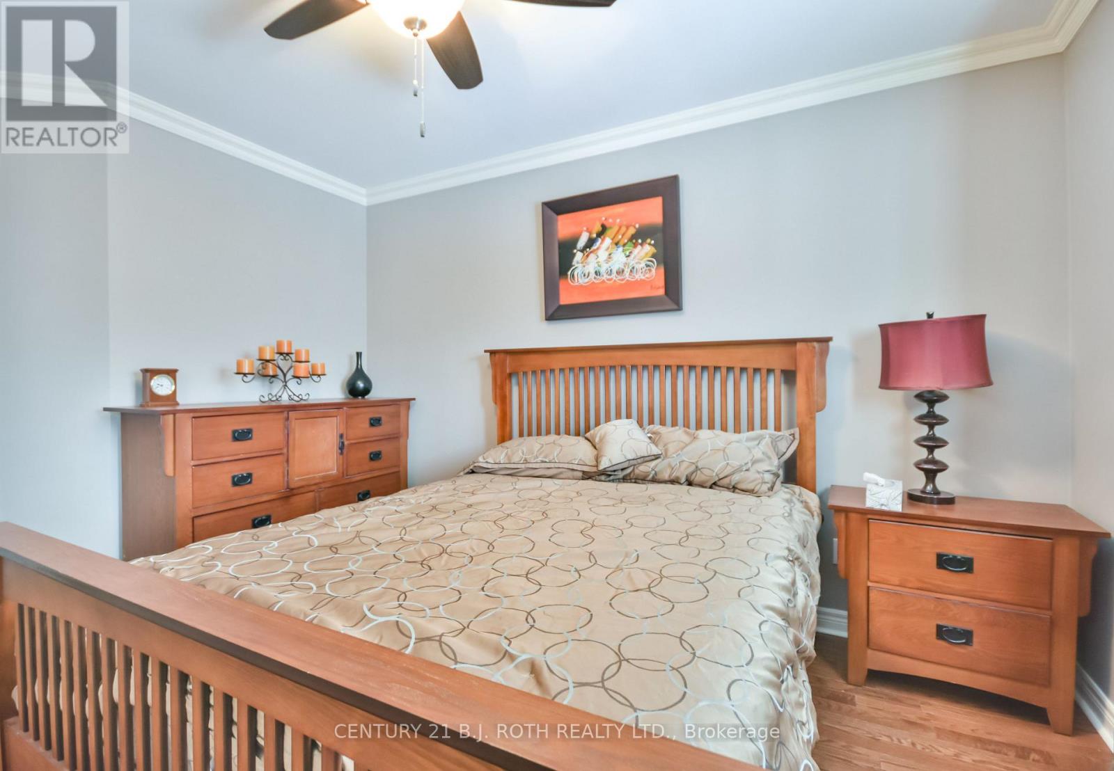 38 Camelot Square, Barrie (Innis-Shore), Ontario  L4M 0C3 - Photo 23 - S12892512