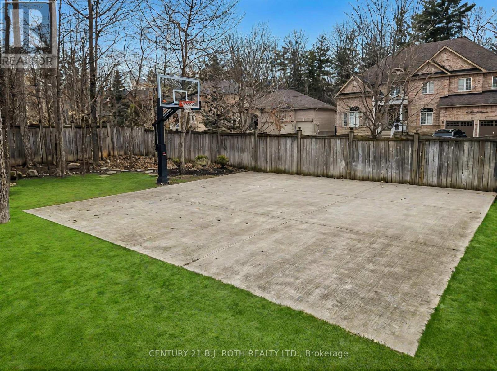 38 Camelot Square, Barrie (Innis-Shore), Ontario  L4M 0C3 - Photo 37 - S12892512