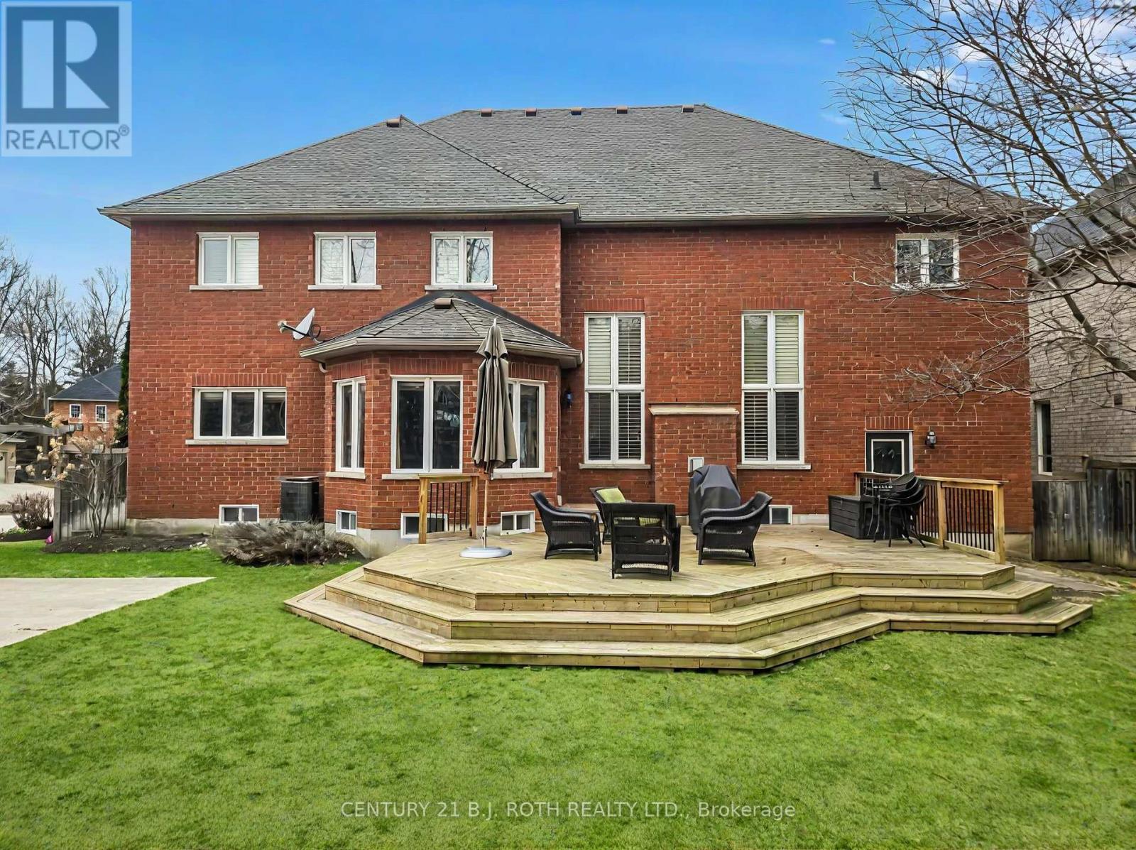 38 Camelot Square, Barrie (Innis-Shore), Ontario  L4M 0C3 - Photo 38 - S12892512