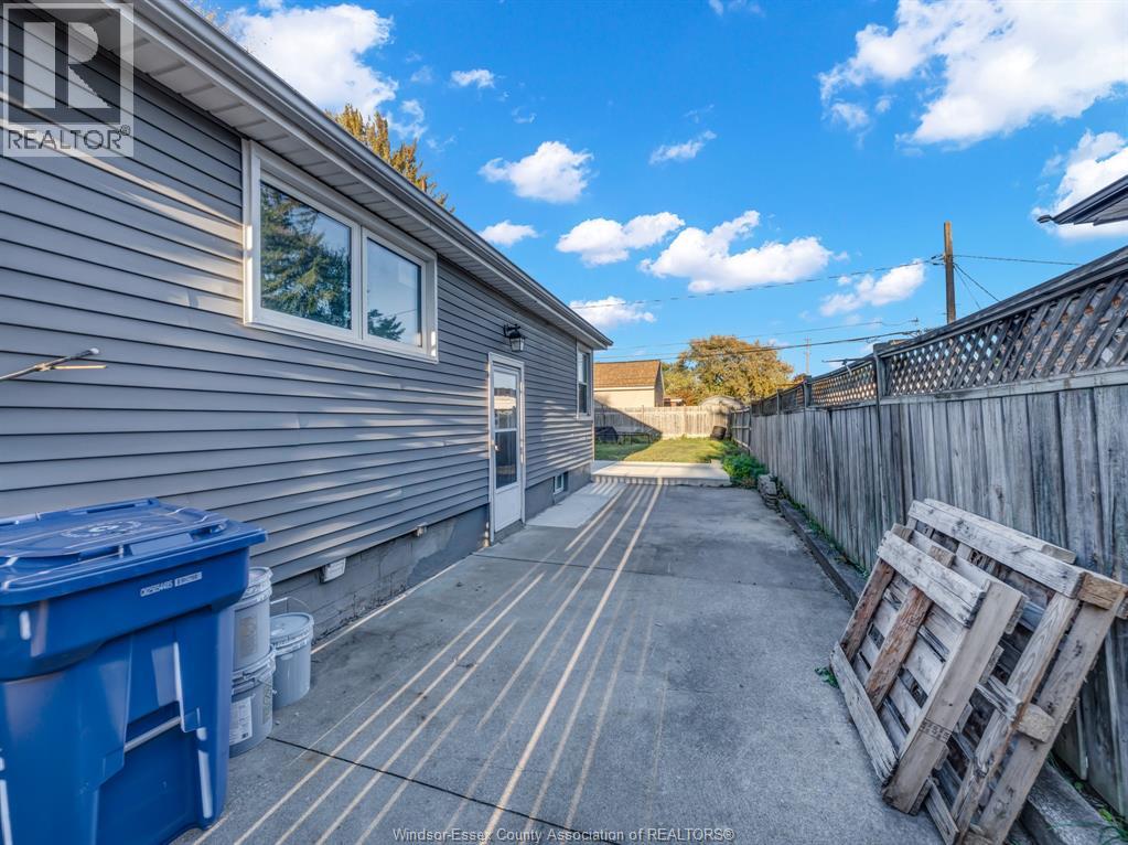 2616 Tourangeau Road, Windsor, Ontario  N8W 4N9 - Photo 37 - 26005589