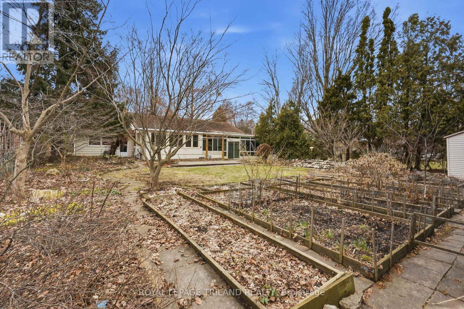 39 Ford Crescent, London North, Ontario  N6G 1H8 - Photo 45 - X12886210