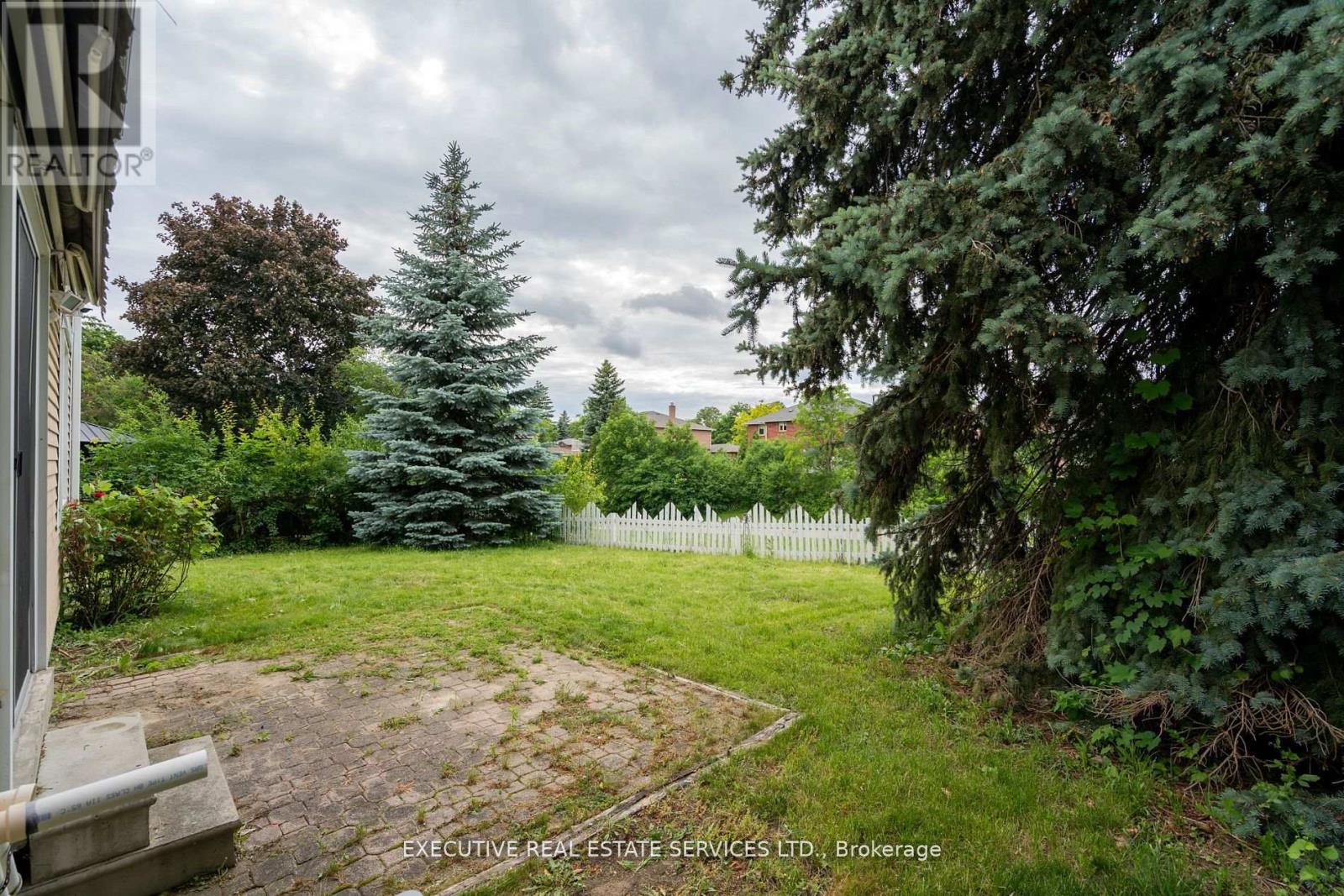 36 Blueridge Square, Brampton, Ontario  L6Z 1A1 - Photo 13 - W12891530