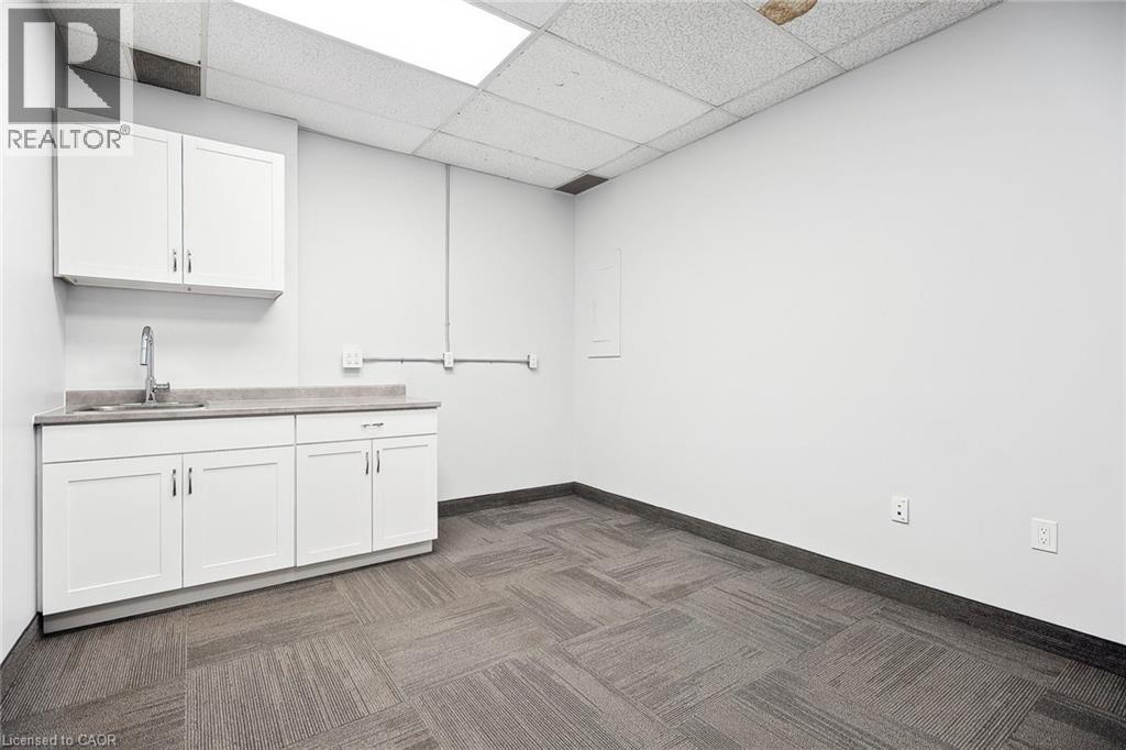 845 Harrington Court Unit# B01-1, Burlington, Ontario  L7N 3P3 - Photo 6 - 40812611