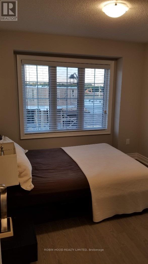 1310 Clarriage Court, Milton, Ontario  L9E 1J4 - Photo 10 - W12892476