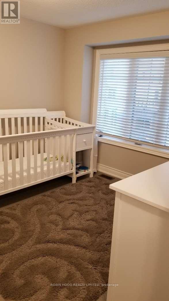 1310 Clarriage Court, Milton, Ontario  L9E 1J4 - Photo 12 - W12892476