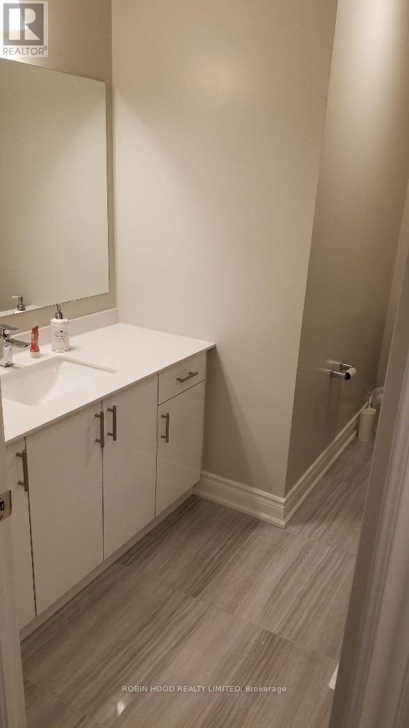 1310 Clarriage Court, Milton, Ontario  L9E 1J4 - Photo 14 - W12892476