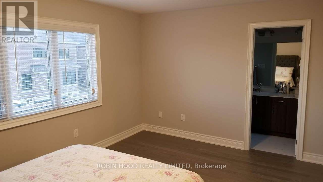 1310 Clarriage Court, Milton, Ontario  L9E 1J4 - Photo 17 - W12892476