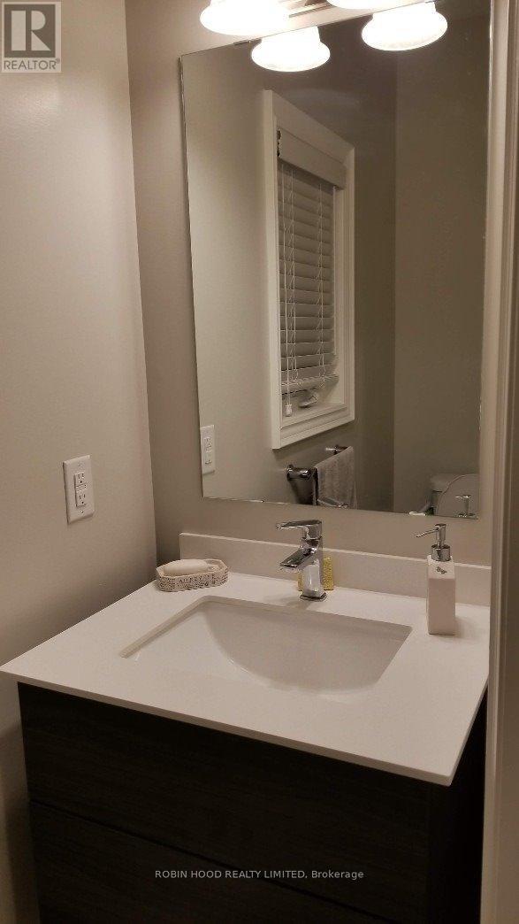 1310 Clarriage Court, Milton, Ontario  L9E 1J4 - Photo 9 - W12892476