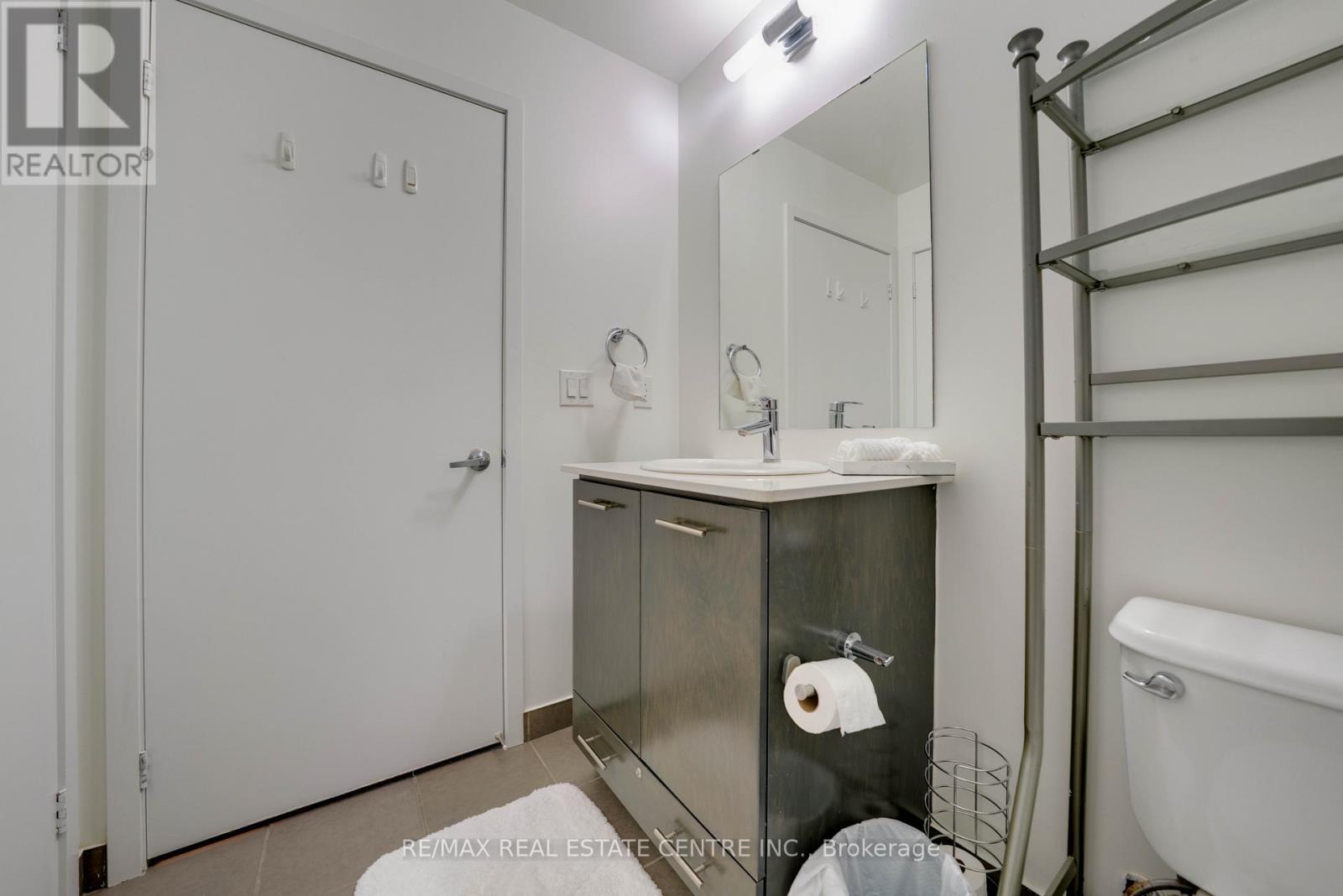 1310 - 365 Prince Of Wales Drive, Mississauga, Ontario  L5B 0G6 - Photo 23 - W12892548