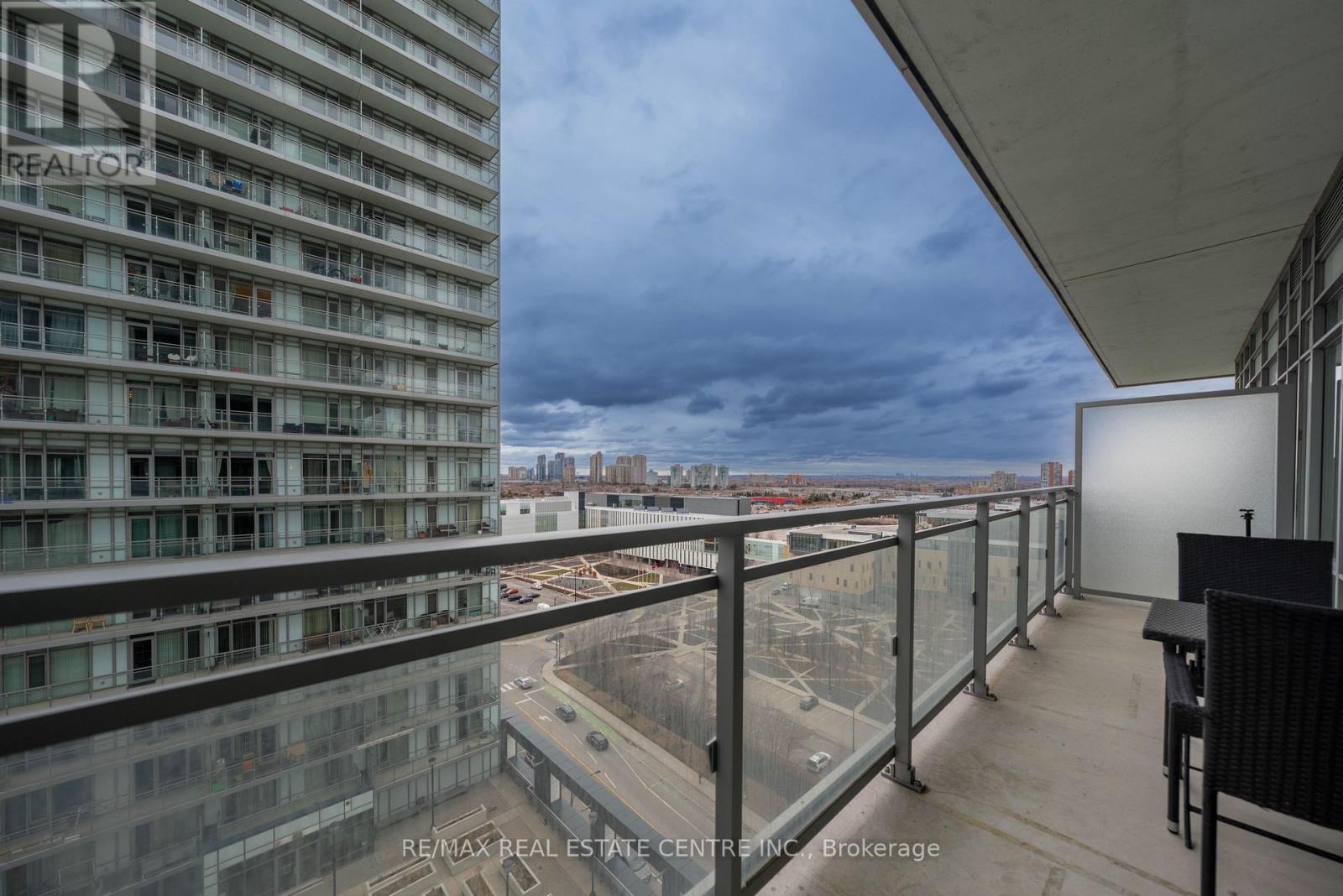 1310 - 365 Prince Of Wales Drive, Mississauga, Ontario  L5B 0G6 - Photo 26 - W12892548