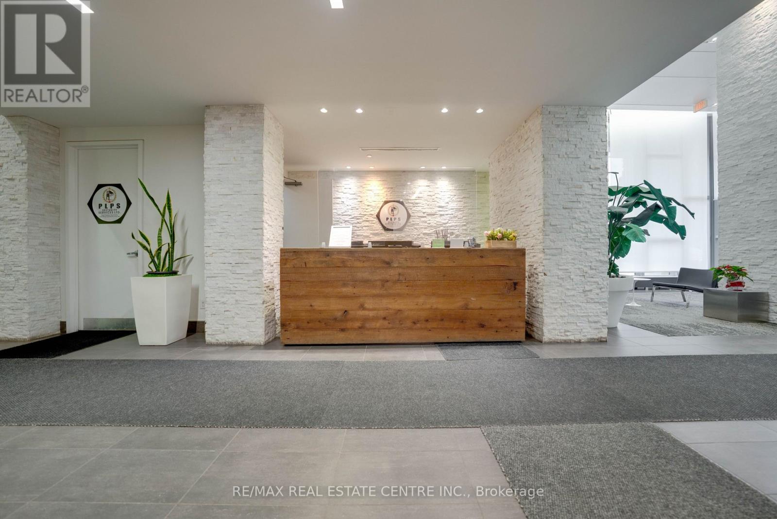 1310 - 365 Prince Of Wales Drive, Mississauga, Ontario  L5B 0G6 - Photo 27 - W12892548