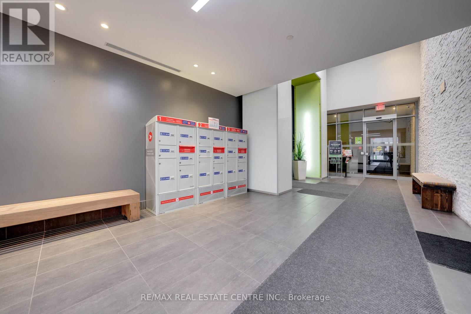 1310 - 365 Prince Of Wales Drive, Mississauga, Ontario  L5B 0G6 - Photo 29 - W12892548