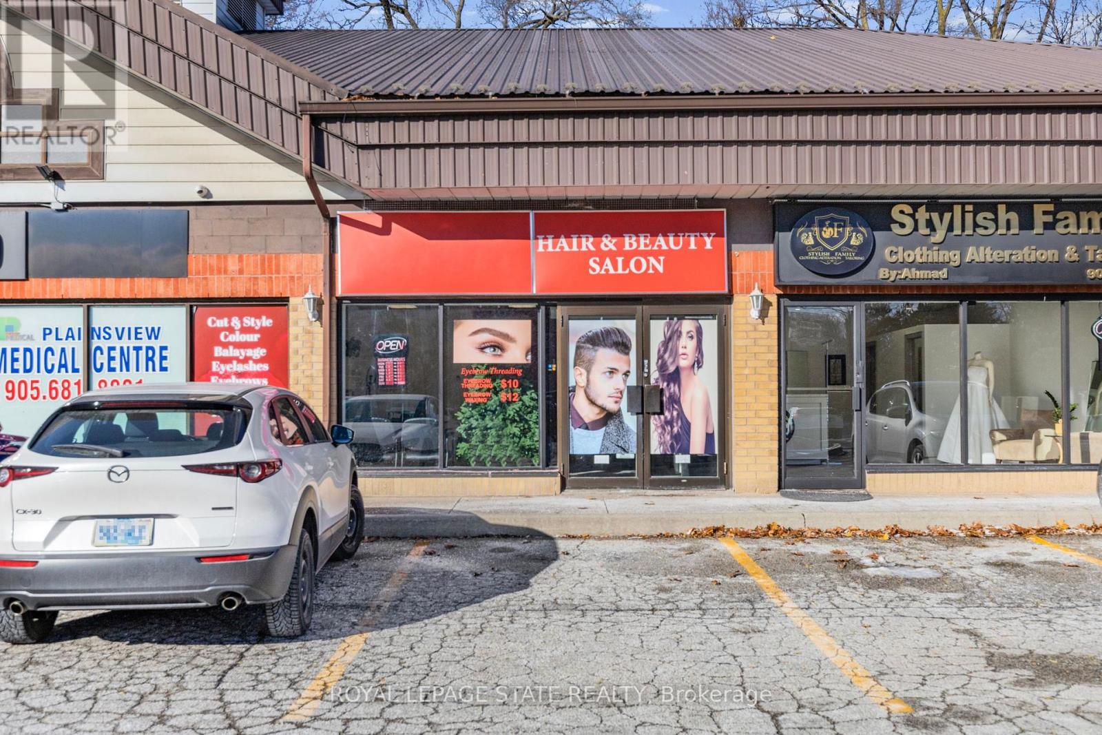 6 - 665 Plains Road E, Burlington, Ontario  L7T 2E8 - Photo 7 - W12892584