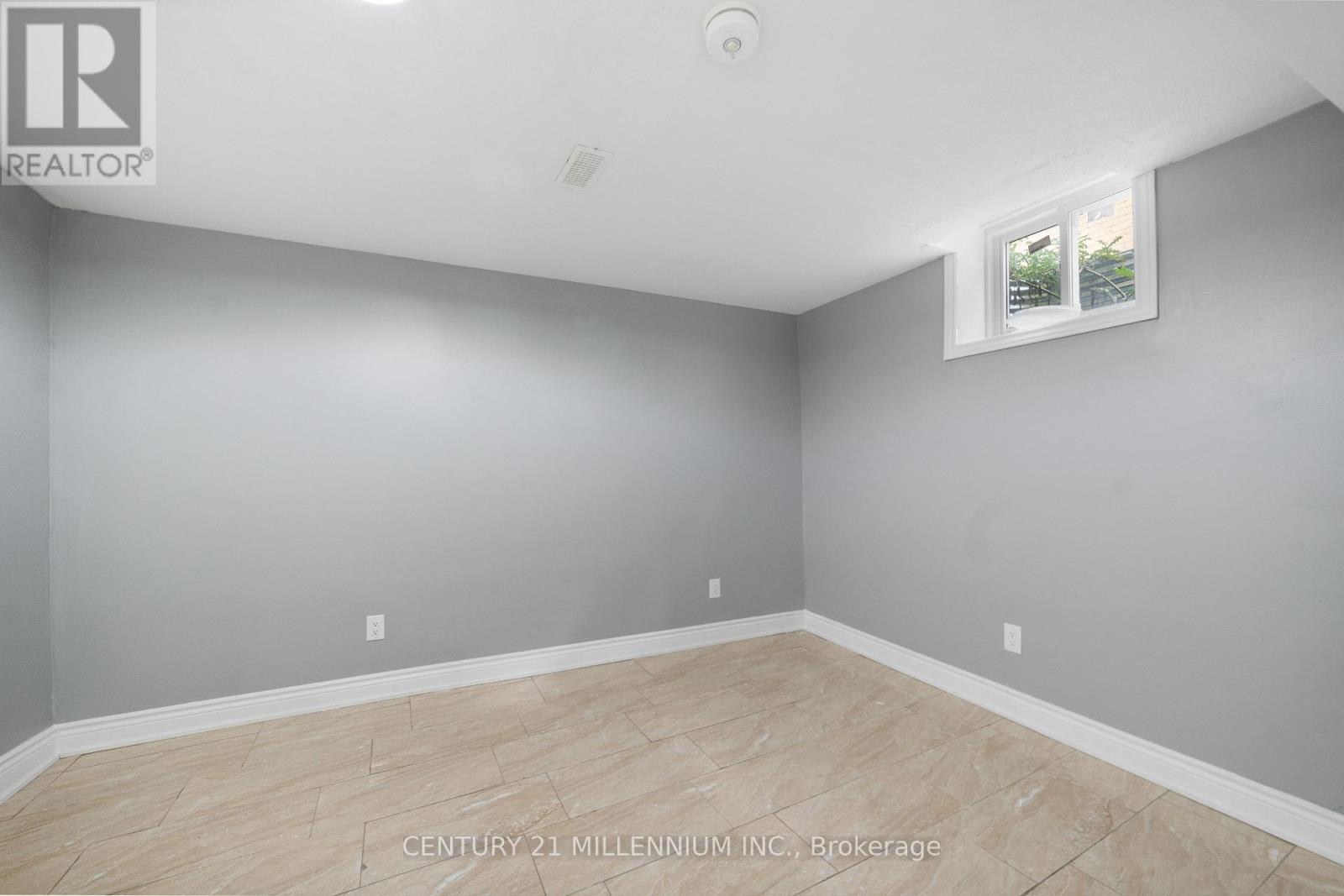 Lower - 26 Newman Court, Brampton, Ontario  L6S 5T1 - Photo 7 - W12892588