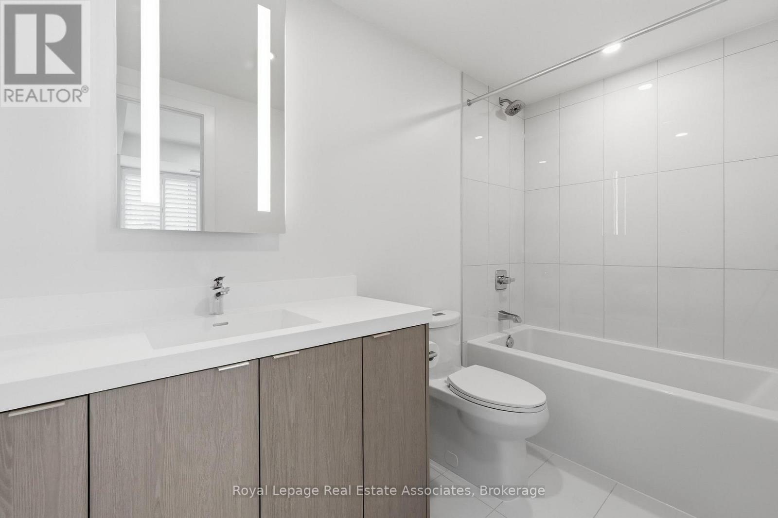 318 - 25 Cordova Avenue, Toronto, Ontario  M9A 0E5 - Photo 16 - W12892694