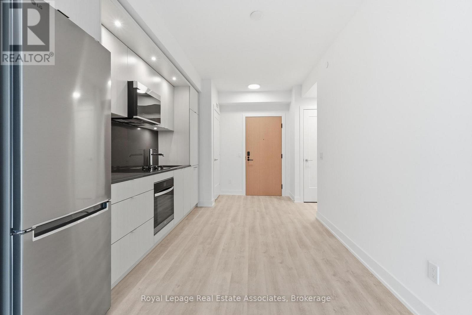 318 - 25 Cordova Avenue, Toronto, Ontario  M9A 0E5 - Photo 17 - W12892694