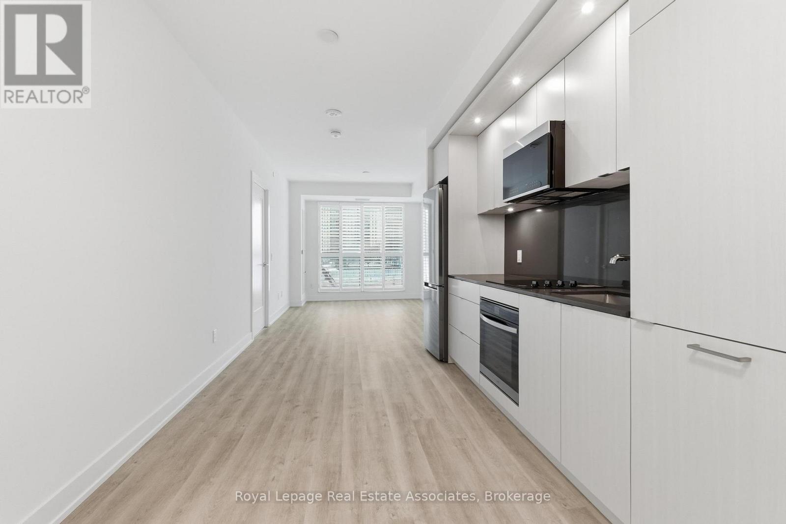 318 - 25 Cordova Avenue, Toronto, Ontario  M9A 0E5 - Photo 2 - W12892694