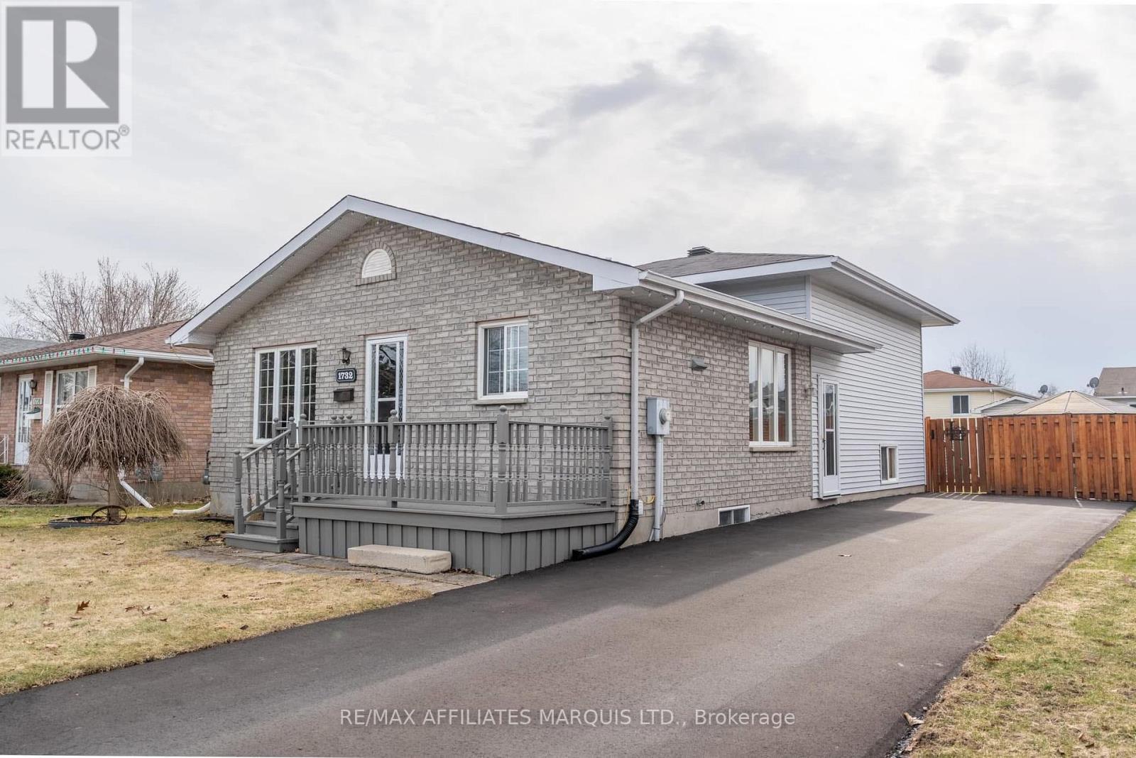 1732 Branch Drive, Cornwall, Ontario  K6J 5S9 - Photo 3 - X12887686