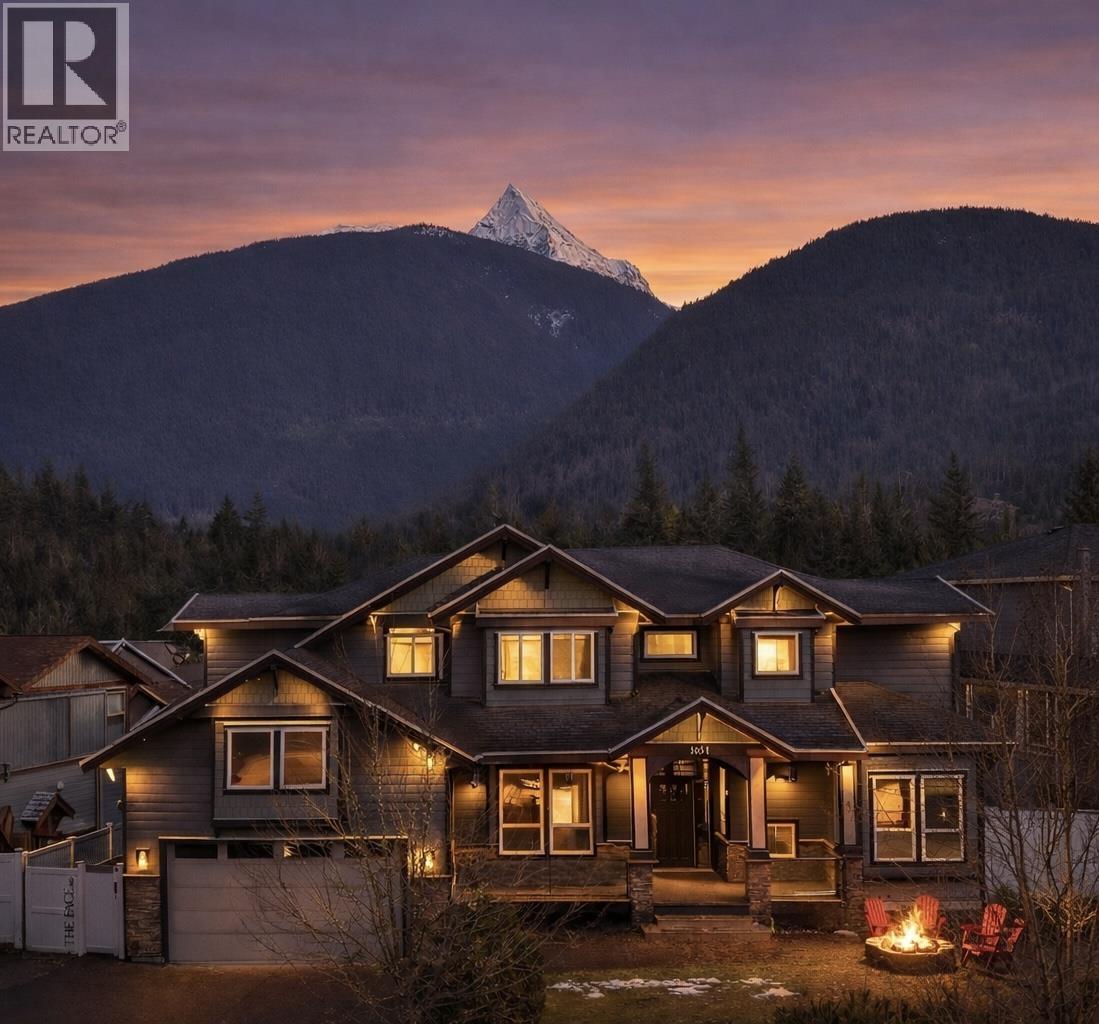 1031 JAY CRESCENT, Squamish, British Columbia