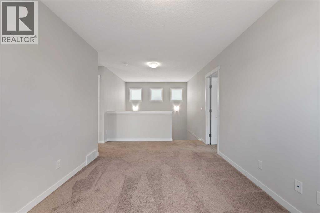 83 Drake Landing Loop, Okotoks, Alberta  T1S 0H4 - Photo 16 - A2290992