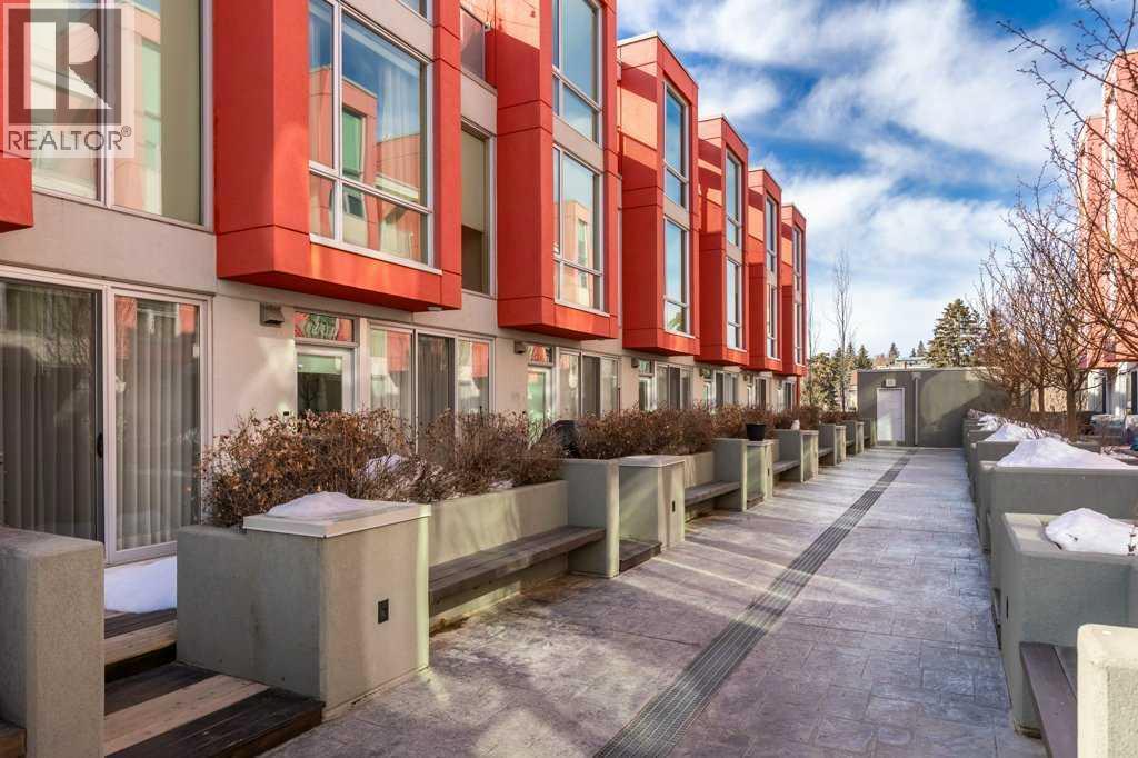 203, 2717 17 Street SW, Calgary, Alberta