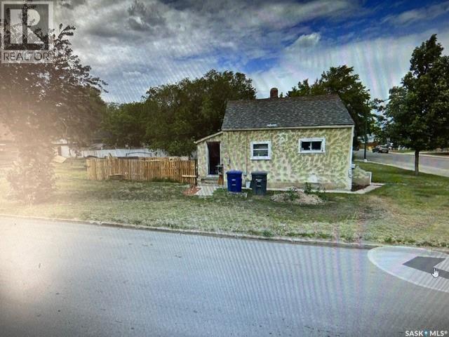 201 R Avenue N, Saskatoon, Saskatchewan  S7L 2Y6 - Photo 7 - SK030662
