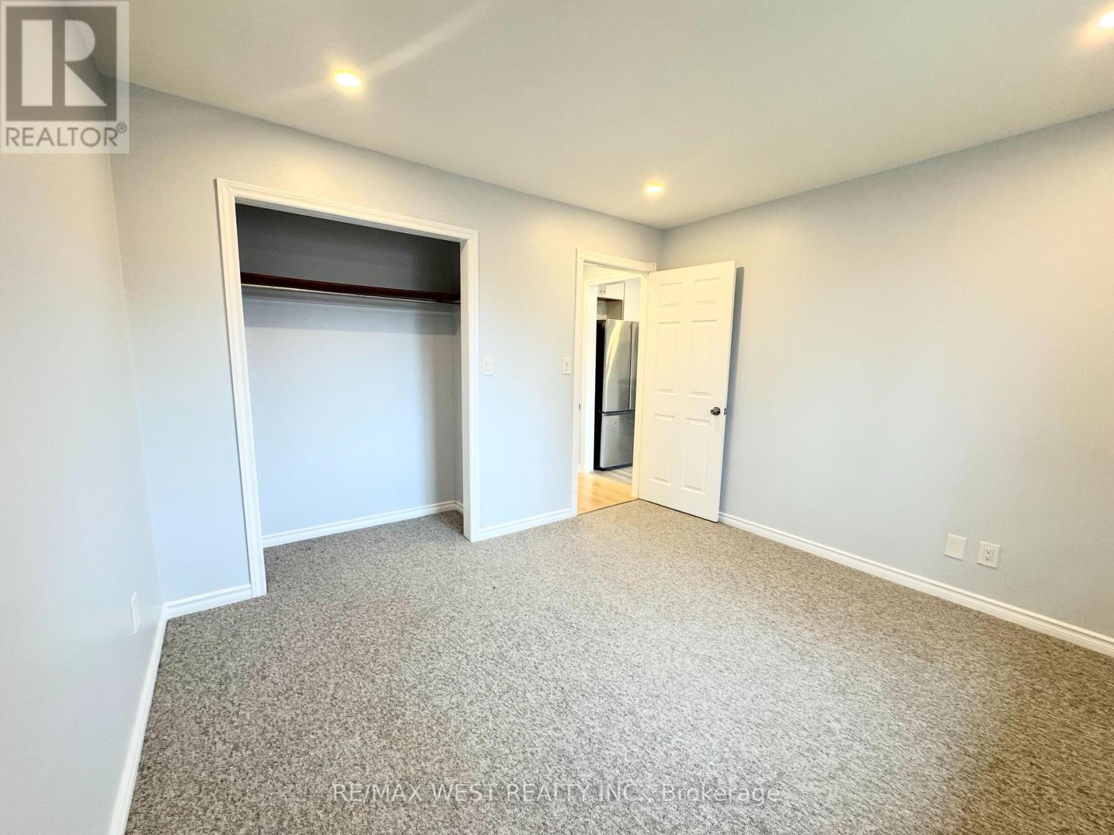 4244 York Drive, Niagara Falls (Morrison), Ontario  L2E 6Y4 - Photo 14 - X12892420