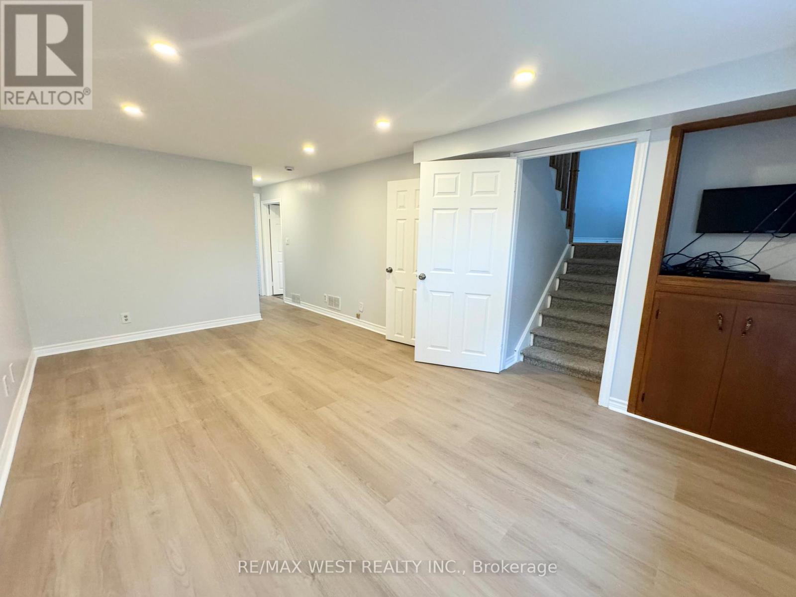 4244 York Drive, Niagara Falls (Morrison), Ontario  L2E 6Y4 - Photo 17 - X12892420