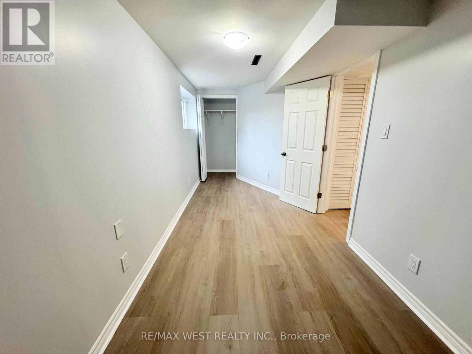 4244 York Drive, Niagara Falls (Morrison), Ontario  L2E 6Y4 - Photo 22 - X12892420