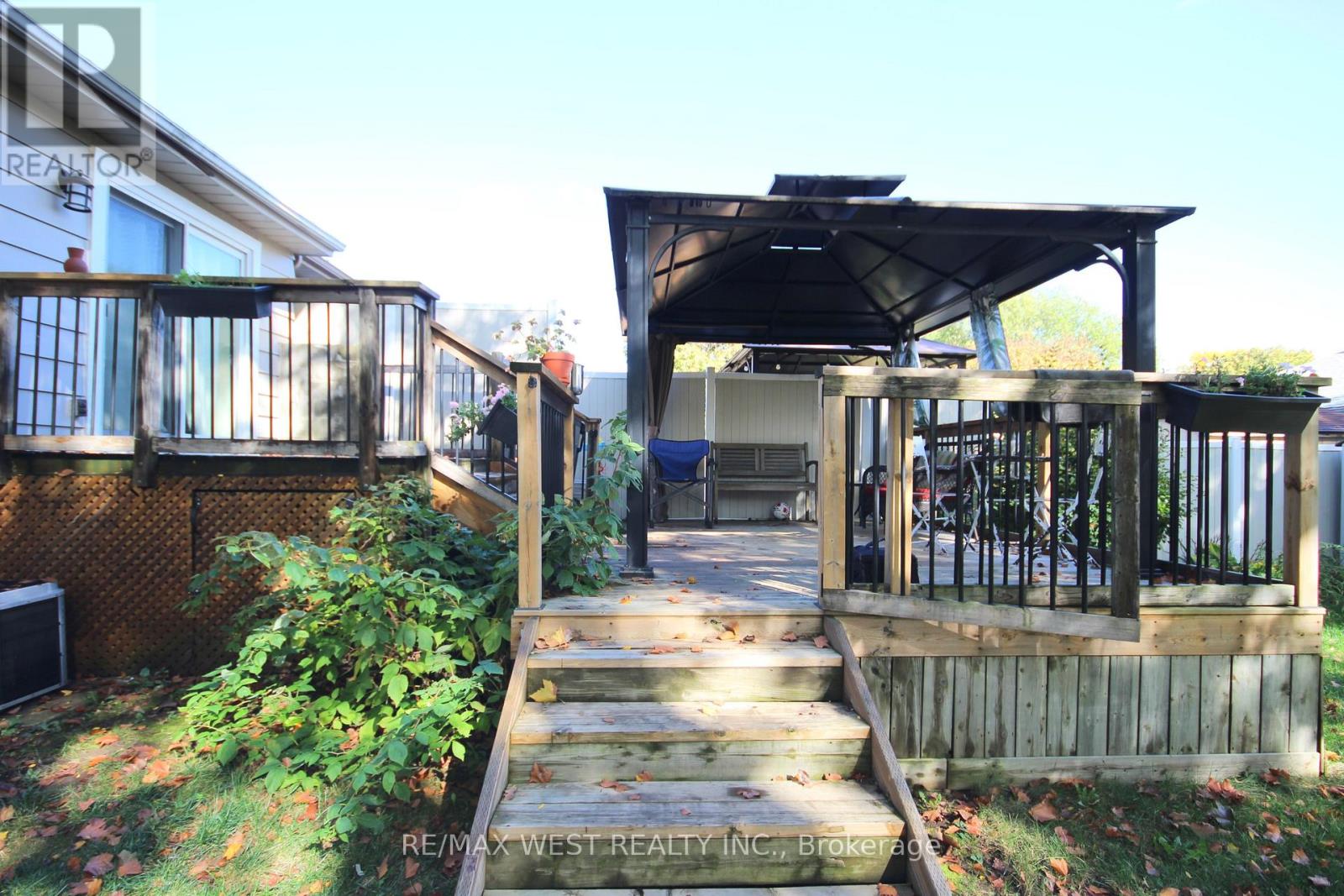 4244 York Drive, Niagara Falls (Morrison), Ontario  L2E 6Y4 - Photo 27 - X12892420