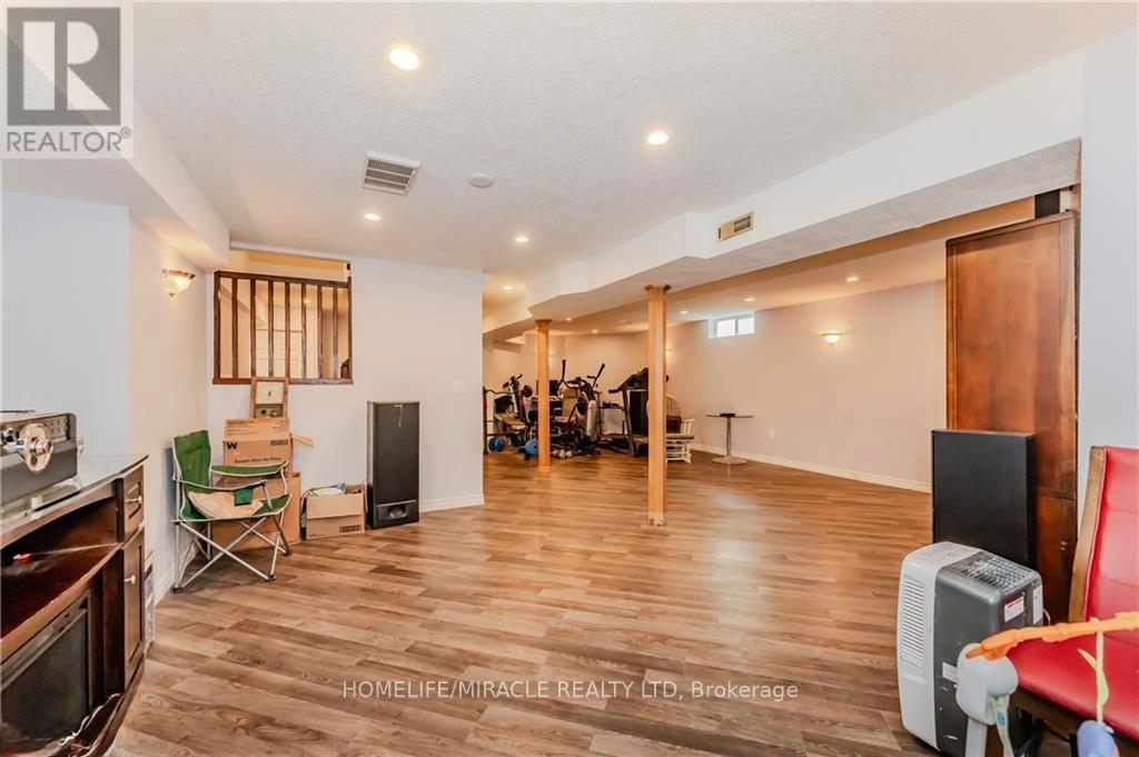 132 Trussler Road, Kitchener, Ontario  N2N 0A9 - Photo 13 - X12892464