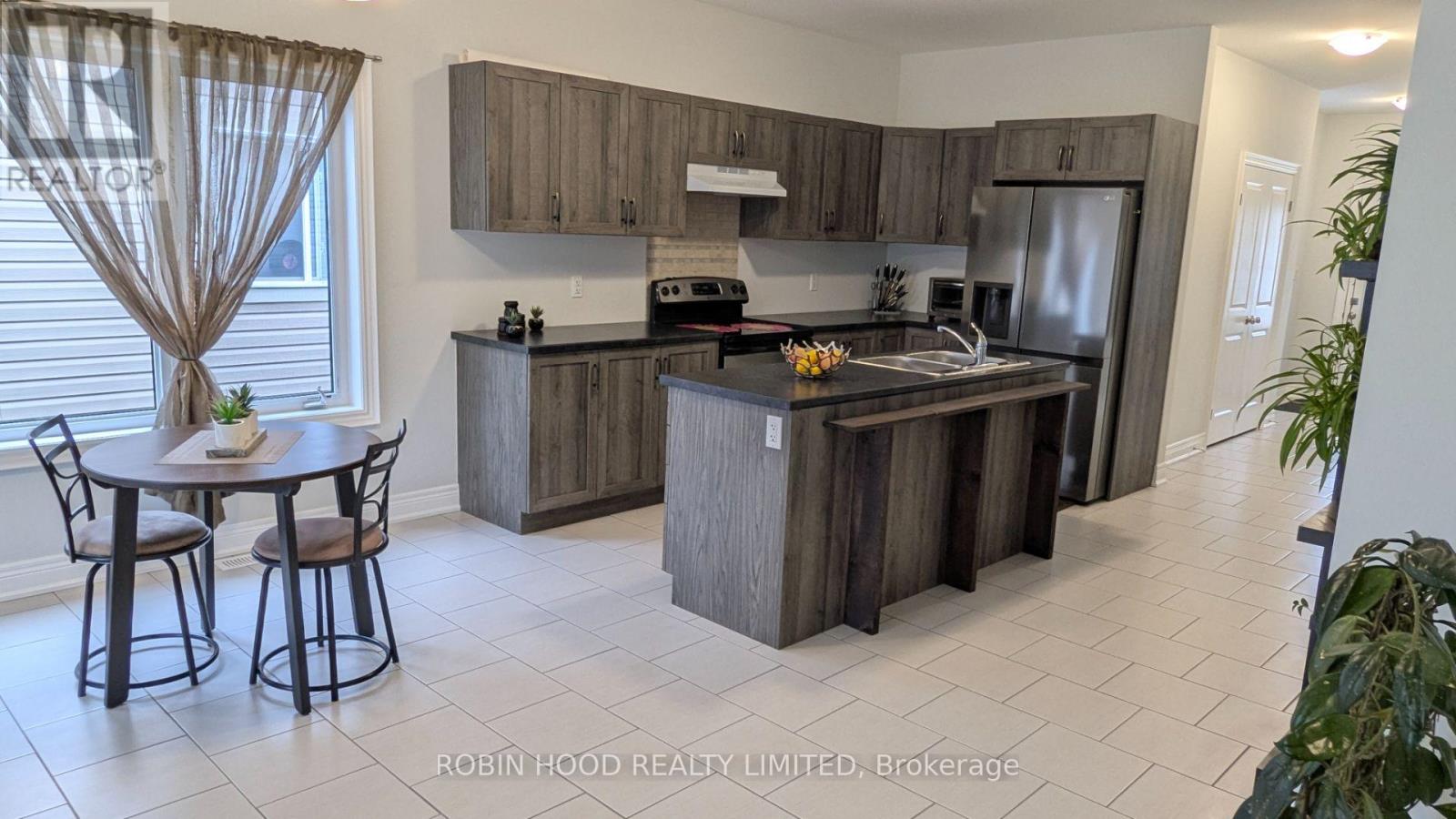 420 Williams Crescent, Fort Erie, Ontario  L2A 0E9 - Photo 10 - X12892494