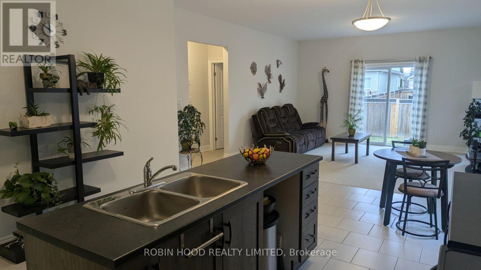 420 Williams Crescent, Fort Erie, Ontario  L2A 0E9 - Photo 13 - X12892494