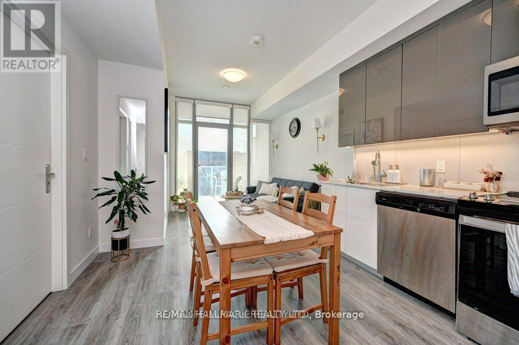 1213 - 60 Frederick Street, Kitchener, Ontario  N2C 0H7 - Photo 3 - X12892532