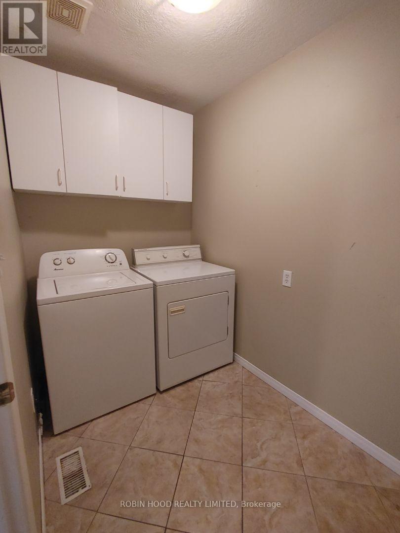 F31 - 175 David Bergey Drive, Kitchener, Ontario  N2E 4H6 - Photo 12 - X12892538