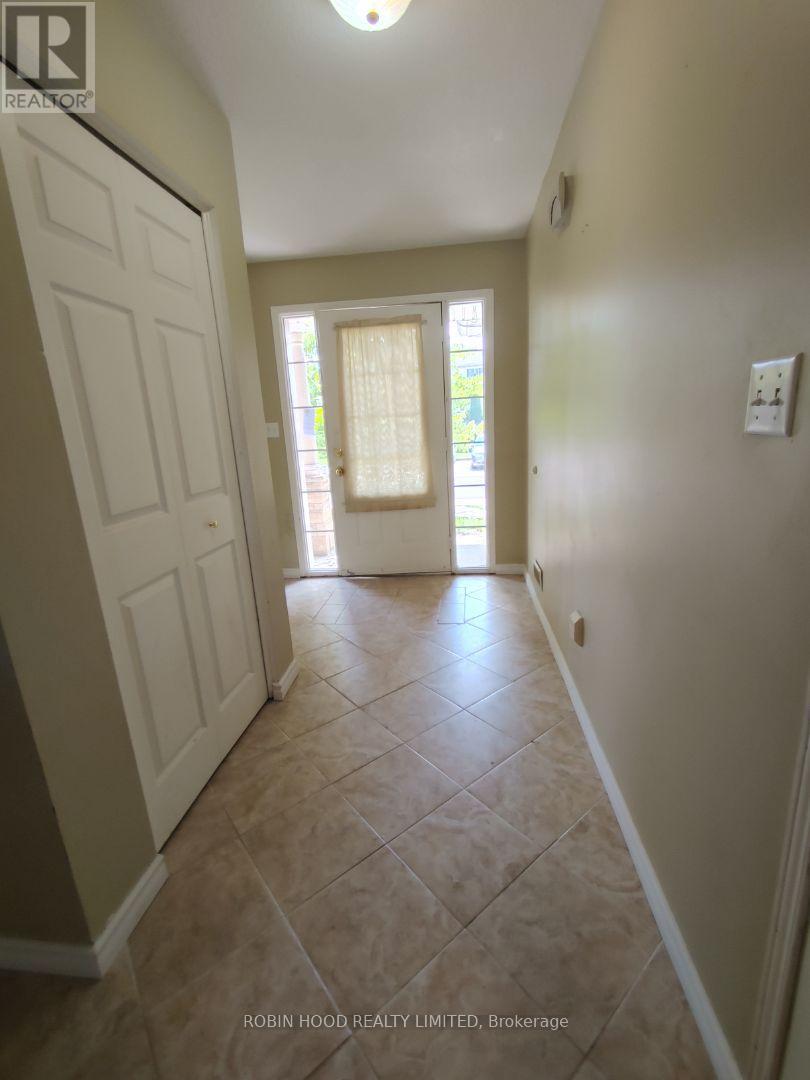 F31 - 175 David Bergey Drive, Kitchener, Ontario  N2E 4H6 - Photo 5 - X12892538