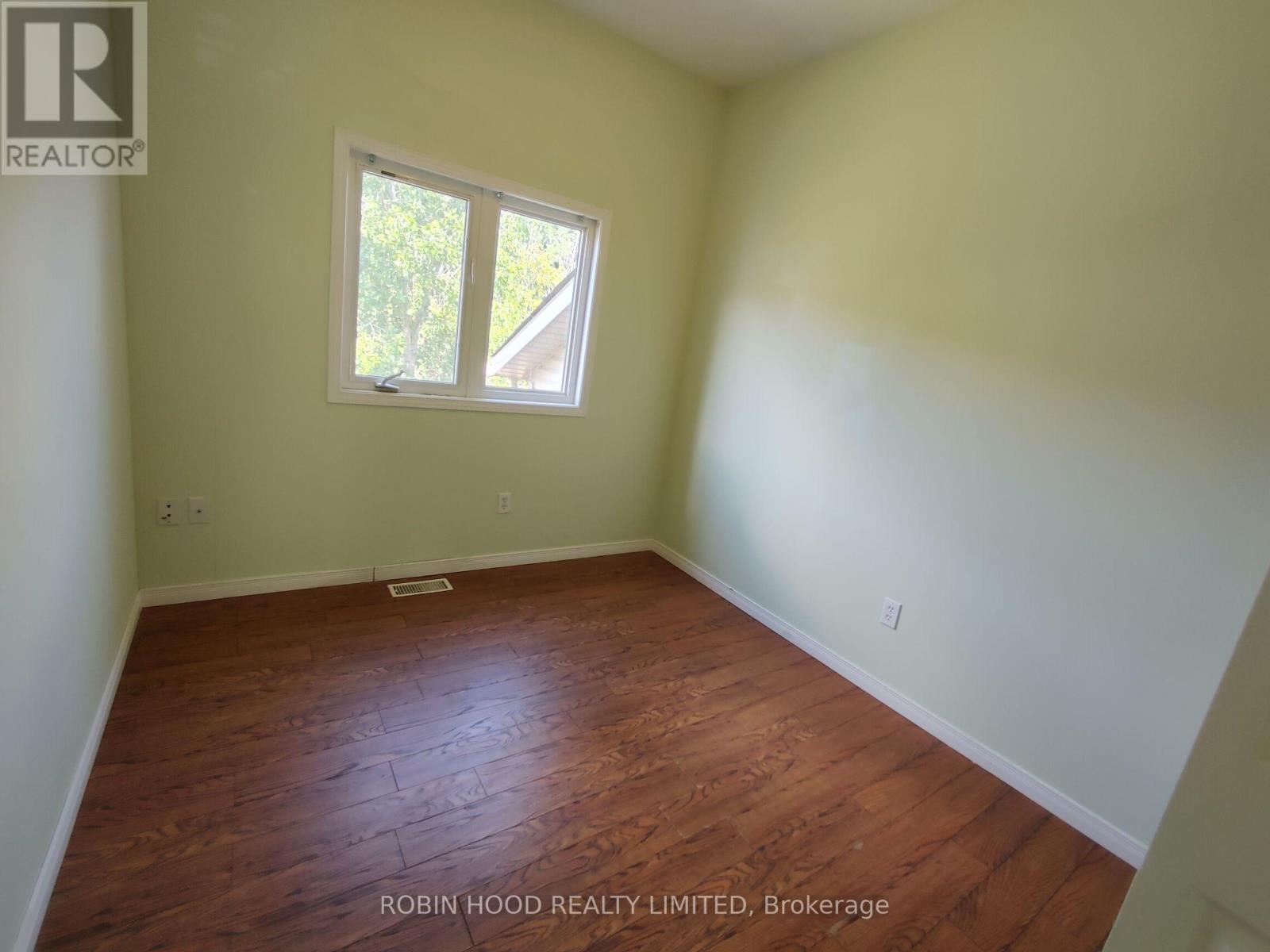 F31 - 175 David Bergey Drive, Kitchener, Ontario  N2E 4H6 - Photo 9 - X12892538