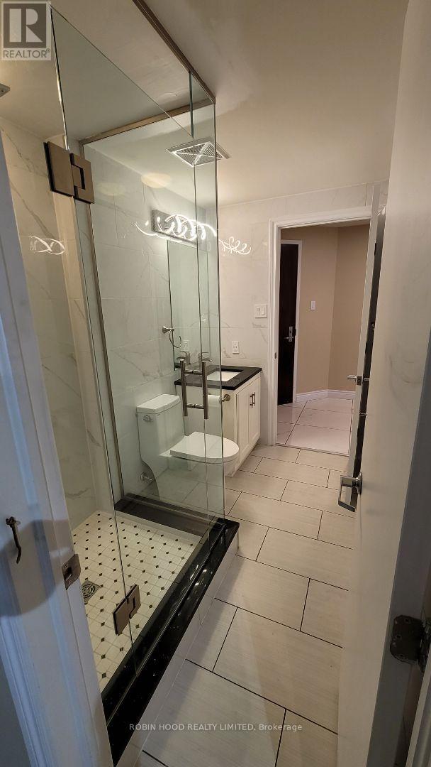 401 - 200 Rideau Street, Ottawa, Ontario  K1N 5Y1 - Photo 14 - X12892550