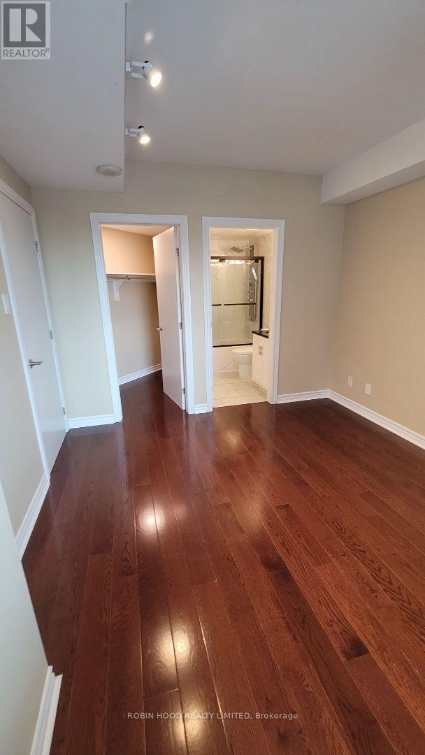 401 - 200 Rideau Street, Ottawa, Ontario  K1N 5Y1 - Photo 17 - X12892550