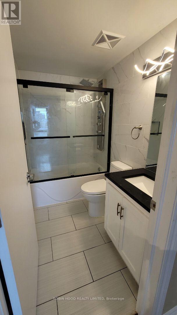 401 - 200 Rideau Street, Ottawa, Ontario  K1N 5Y1 - Photo 18 - X12892550